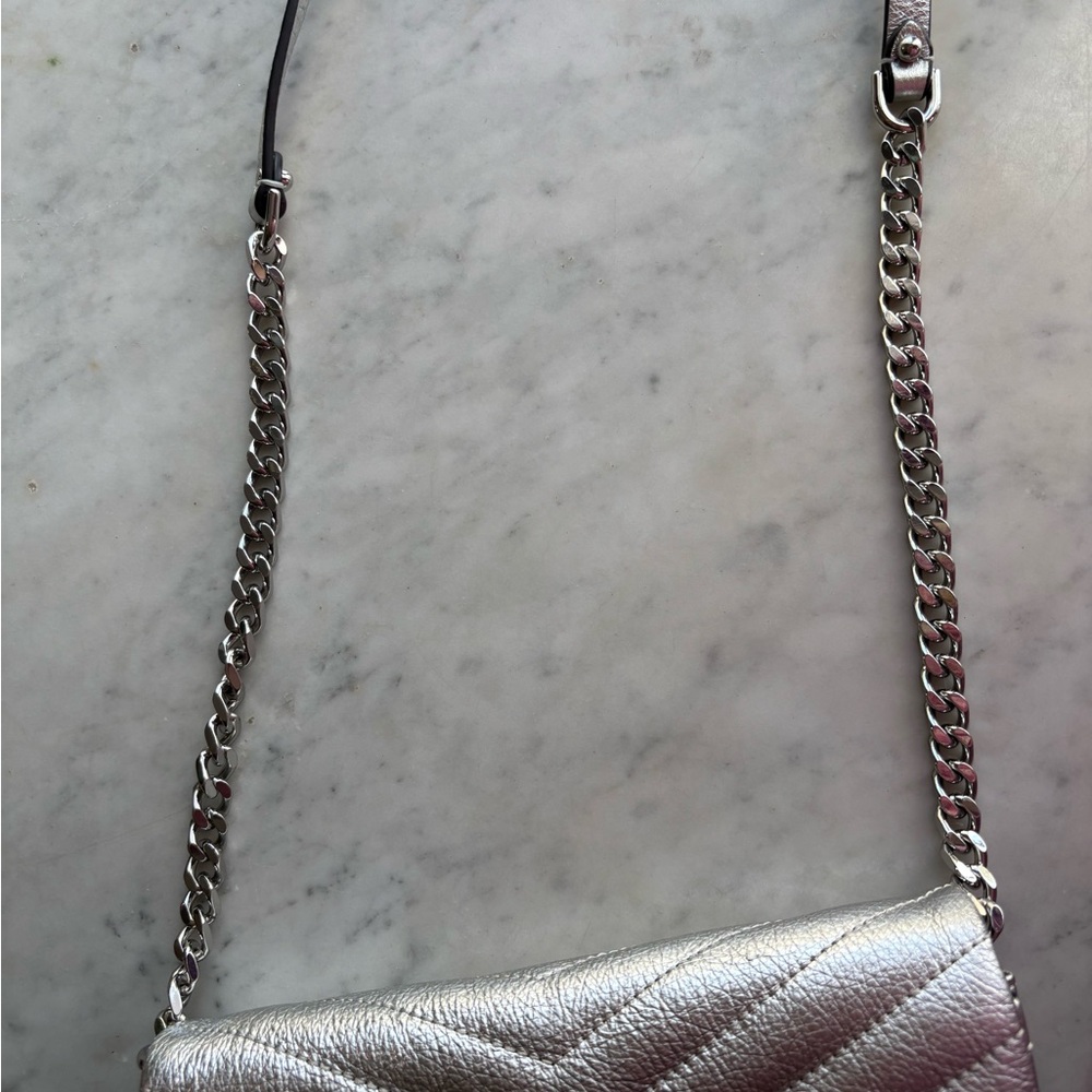 Rebecca Minkoff Silver Quilted Leather Crossbody Bag/Wallet on a Chain - Picture 15 of 16